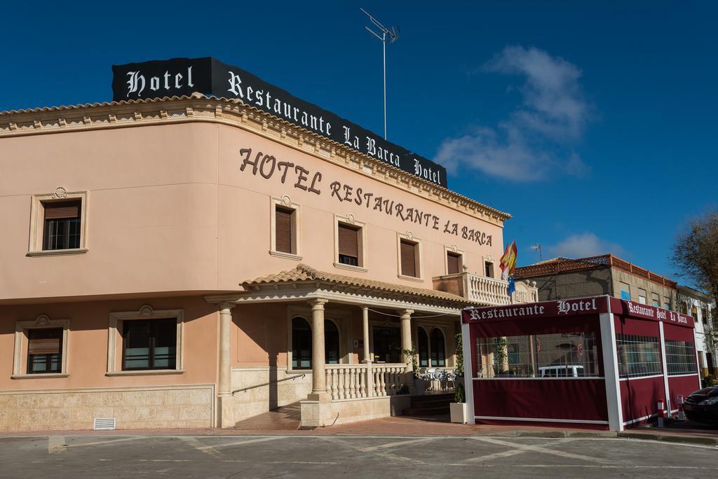 Hotel La Barca Pedro Munoz Exterior photo